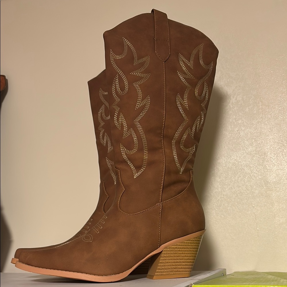 Brown Cowboy Women's Boots s 7 NEW